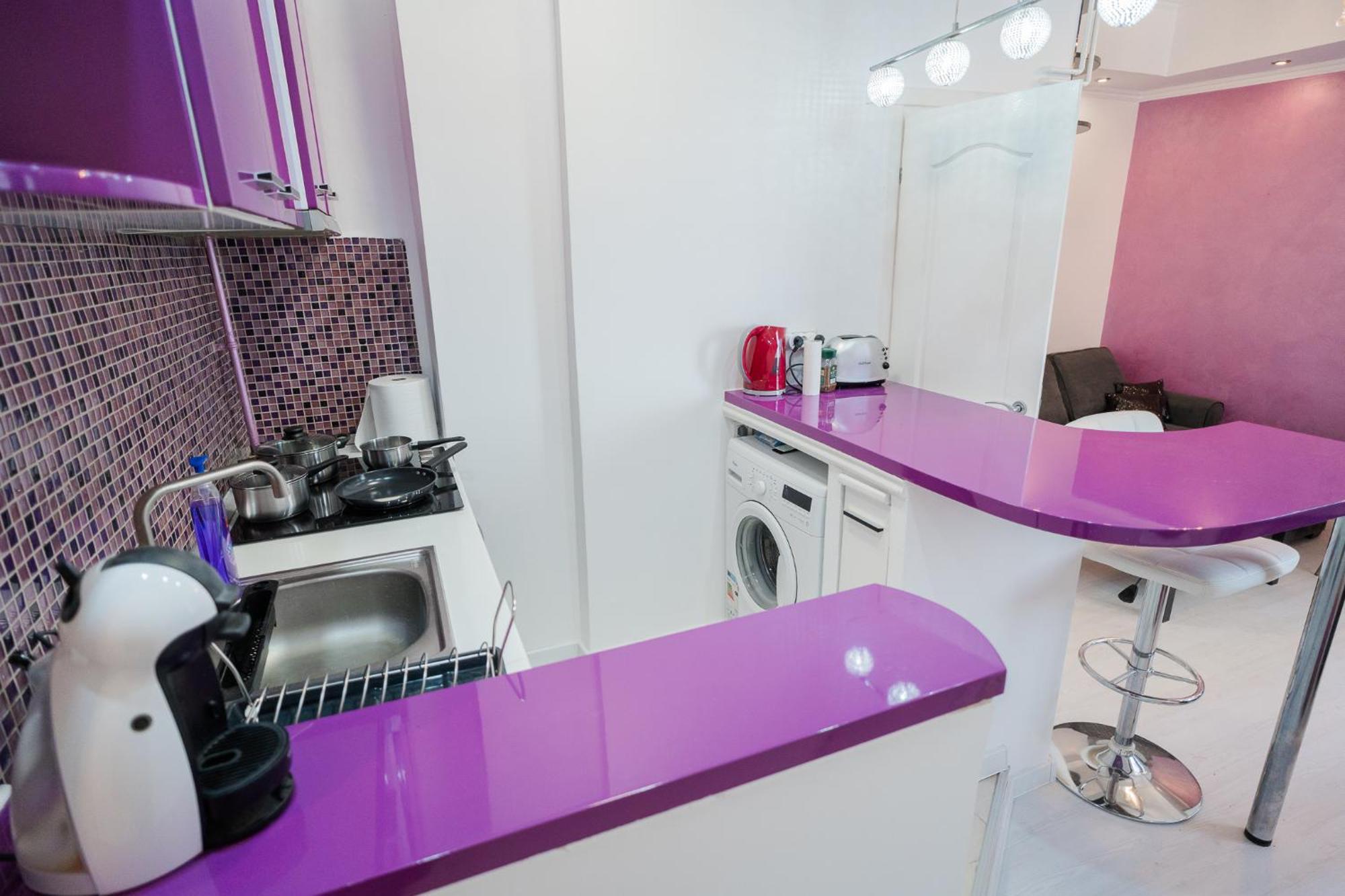 Ultra Central White & Lila Studio Bucarest Extérieur photo